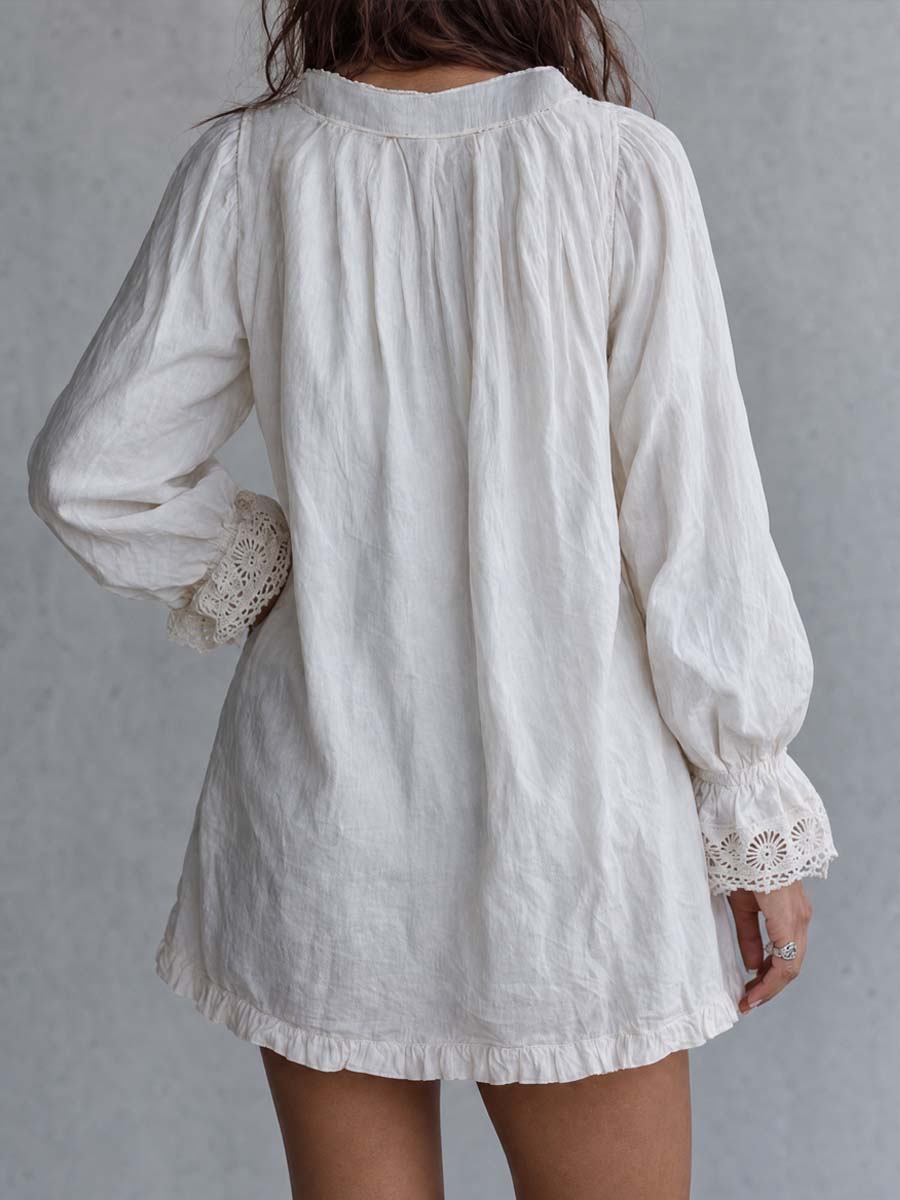 Retro-Inspired Zip-Up Collar White Mini Dress with Lace Trim