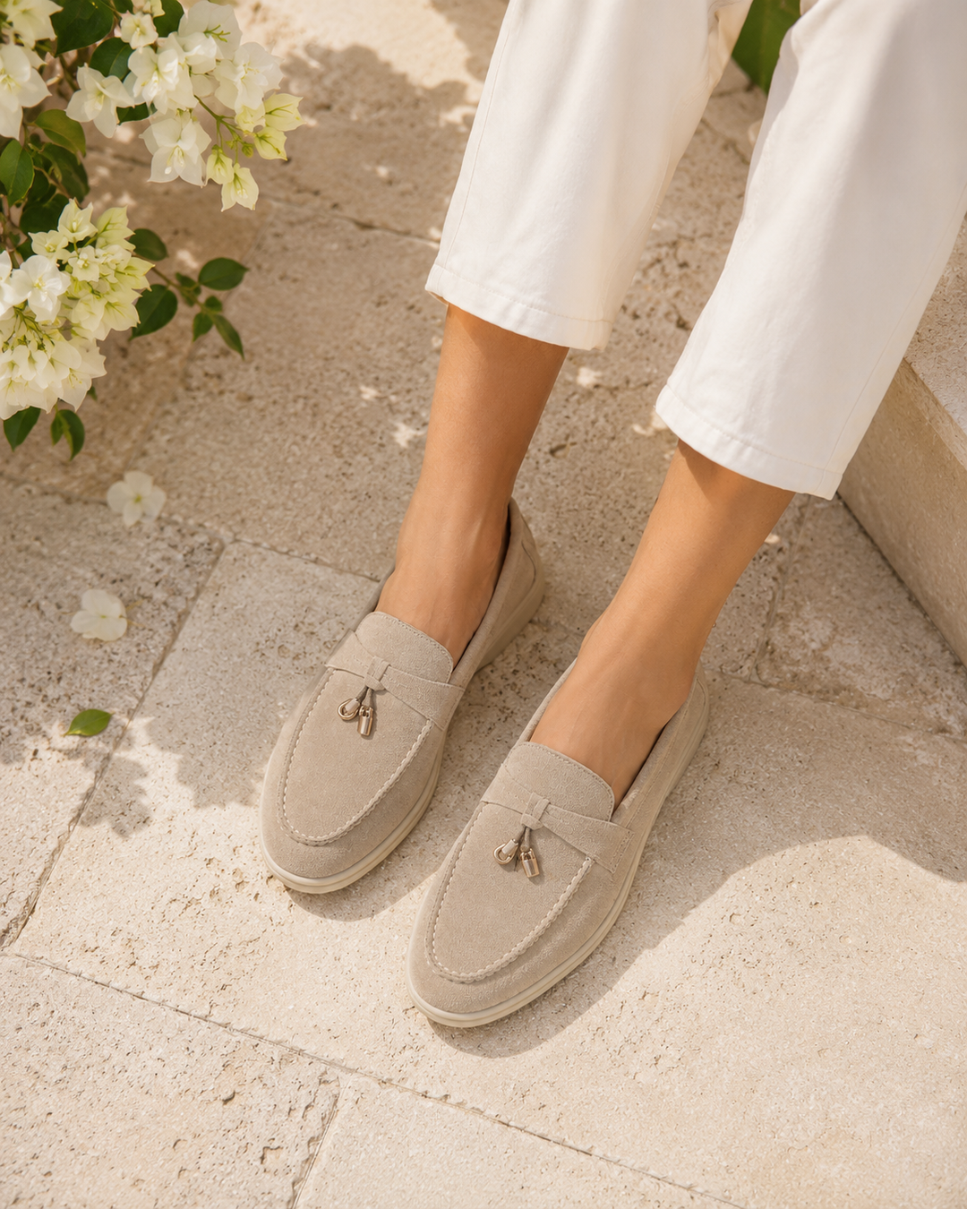 Κομψά loafers με μεταλλικά στοιχεία