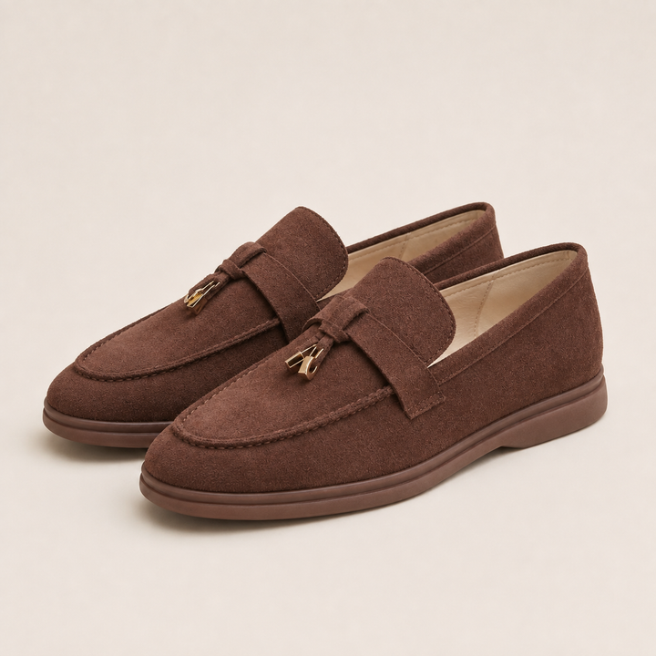Κομψά loafers με μεταλλικά στοιχεία