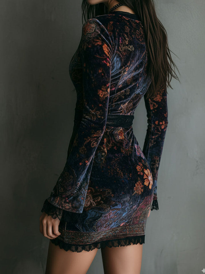 Βελούδινο Μίνι Φόρεμα Bodycon με Λουλούδια και Δαντέλα σε Σχήμα V