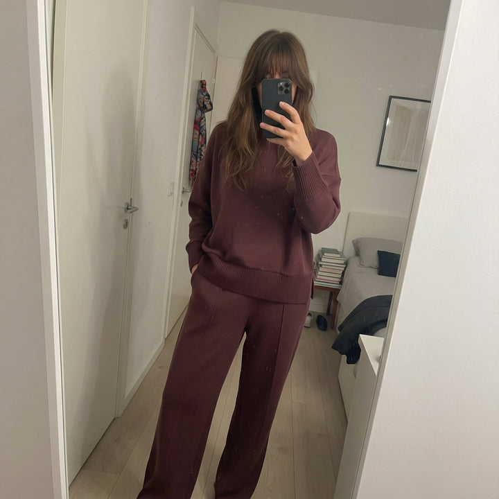 Oversized Σετ με Φούτερ και Ισια Παντελόνι