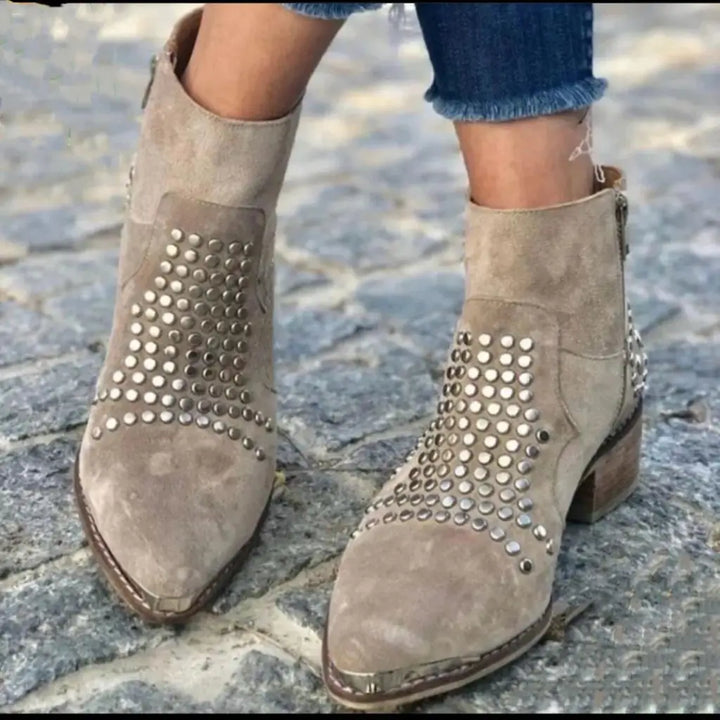 Henedina - Chunky Nubuck Ankle Boots