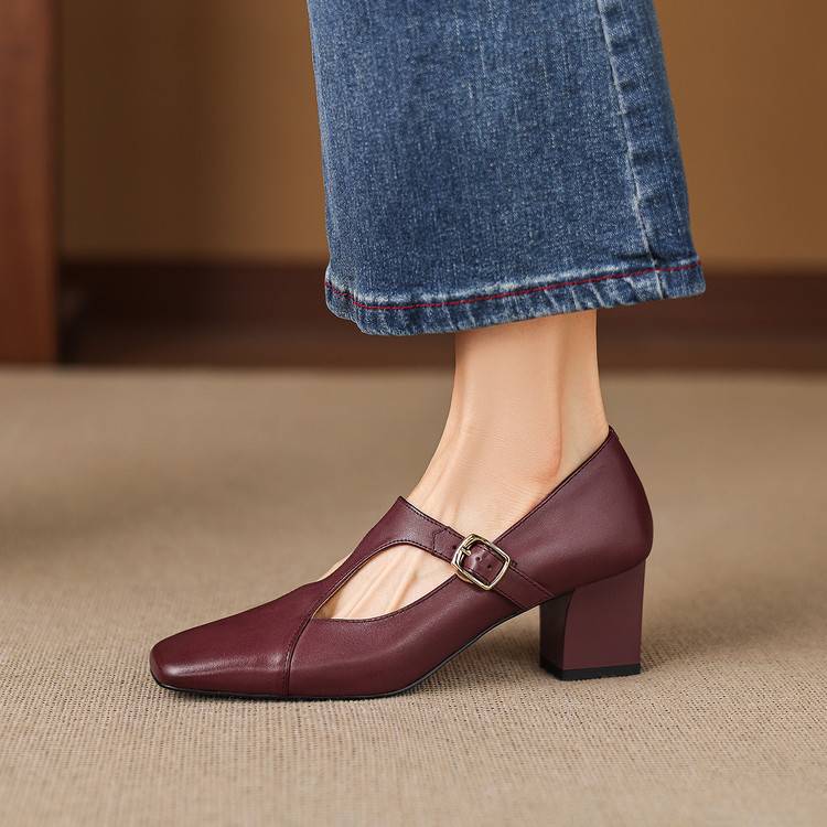 Αυθεντικά Δερμάτινα Πέδιλα με Τετράγωνη Μύτη