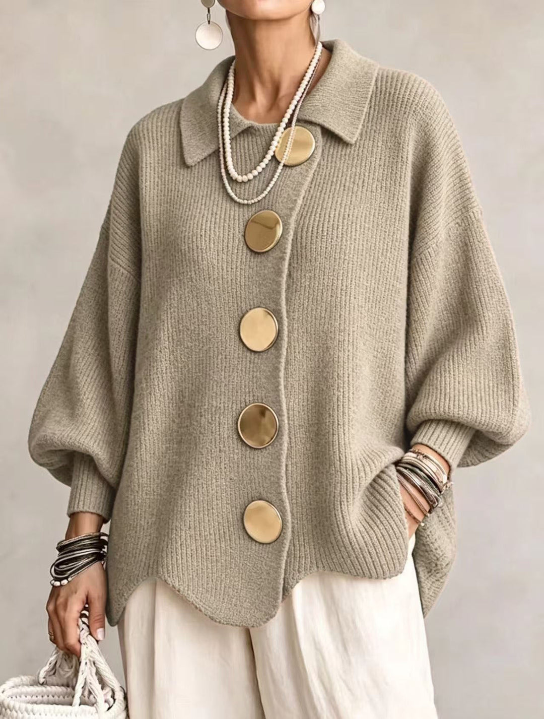 Isadora | Oversize Καρντακίν με Γιακά και Μεγάλους Μεταλλικούς Κουμπιά