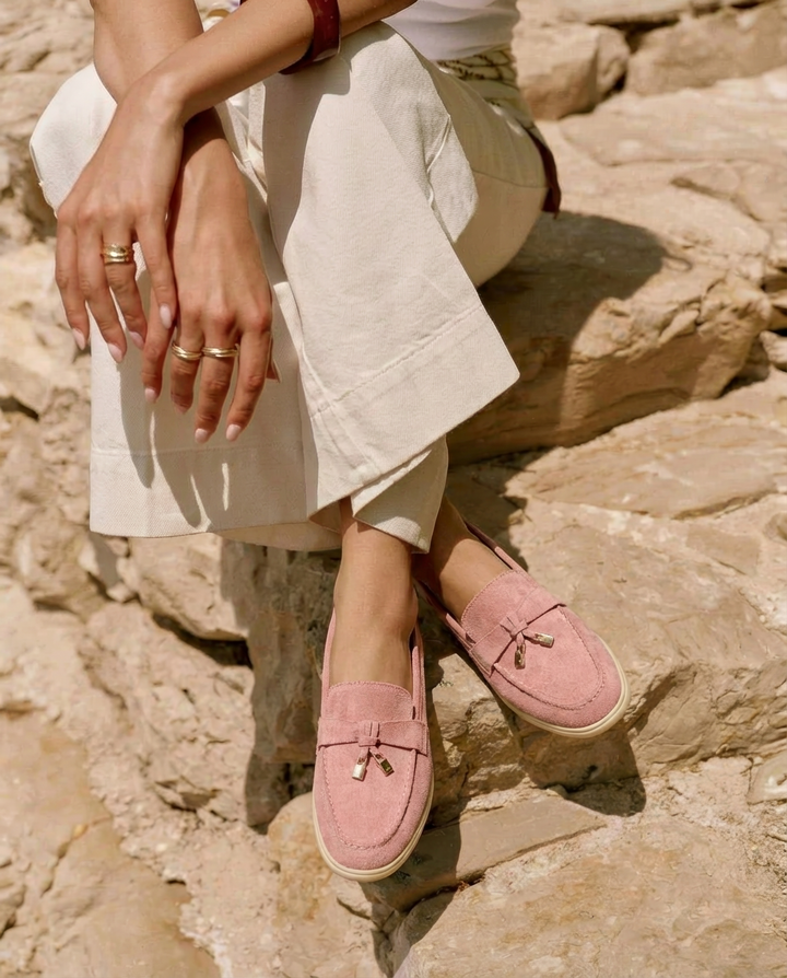Κομψά loafers με μεταλλικά στοιχεία