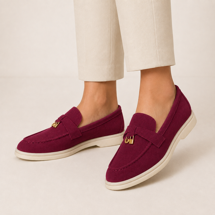 Κομψά loafers με μεταλλικά στοιχεία